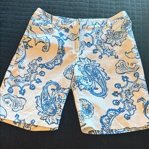 J. McLaughlin Cream and Blue Paisley Women's Shorts